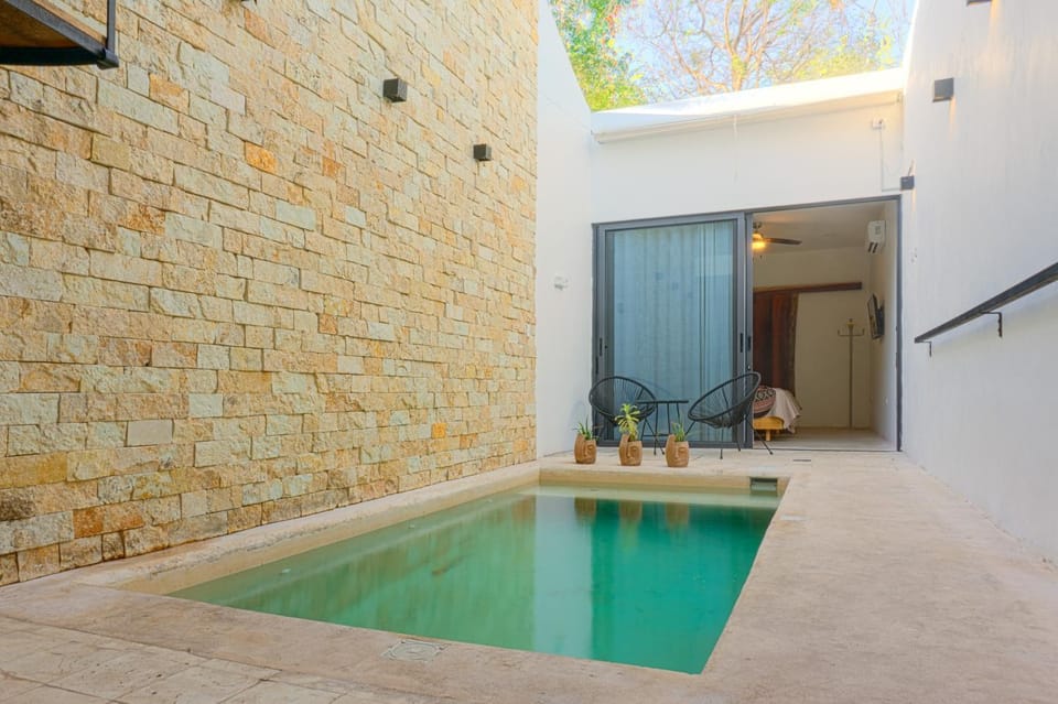 Patio, Pool view, Swimming pool
