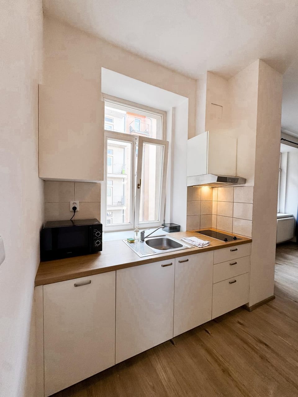 Kitchen or kitchenette, stove