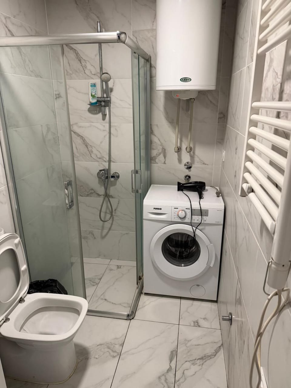 Shower, Toilet, Bathroom, washing machine