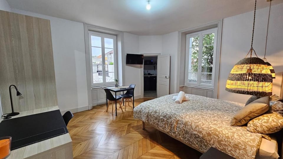 Le Vercingétorix 1 #Confort#Parking Apartment in Auvergne-Rhône-Alpes