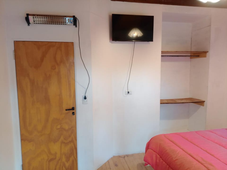 CABAÑA PRIVADA NALÚ 2, Villa Ciudad Parque a 150m Río Los Reartes Chalet in Cordoba Province