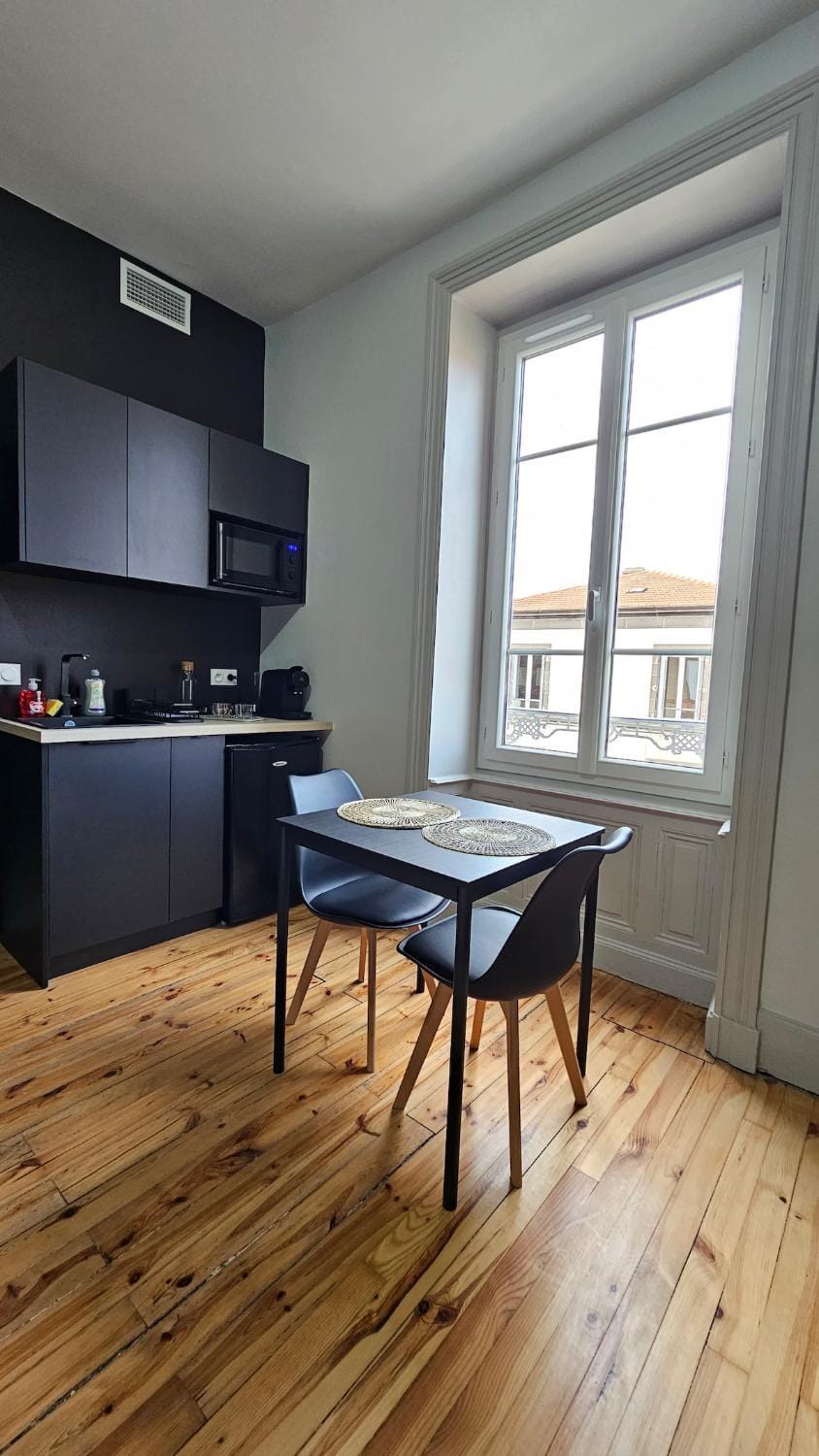 Le Vercingétorix 3 #Confort#Parking Apartment in Auvergne-Rhône-Alpes