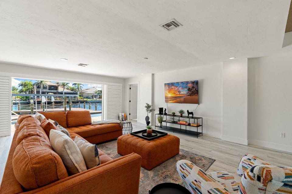 469 Cape Coral House in Cape Coral