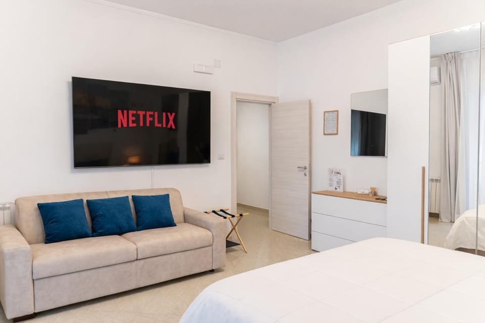 TV and multimedia, Bedroom