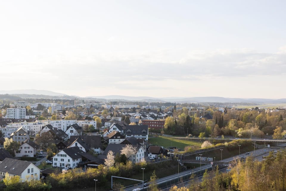 Nearby landmark, Day, Neighbourhood, Natural landscape, Bird's eye view, City view, Mountain view