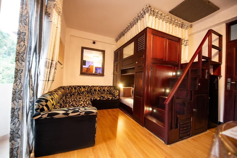 Bed, Living room, Seating area, bunk bed