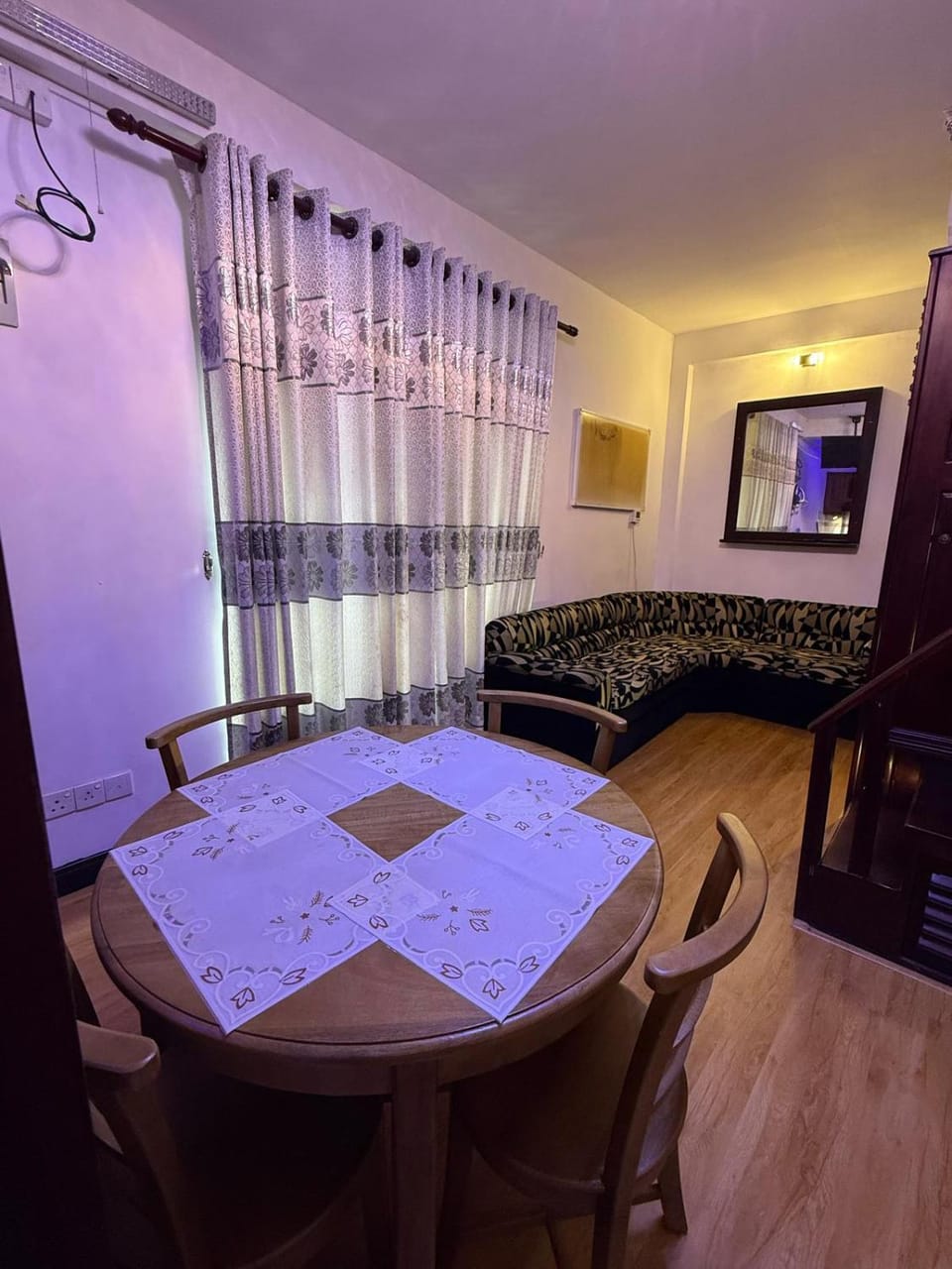 Bed, Living room, Seating area, Dining area, Bedroom