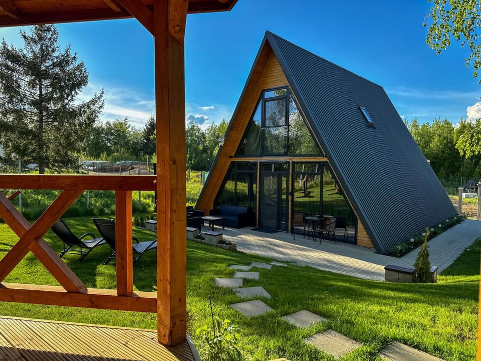 Property building, Spring, Garden, Garden view