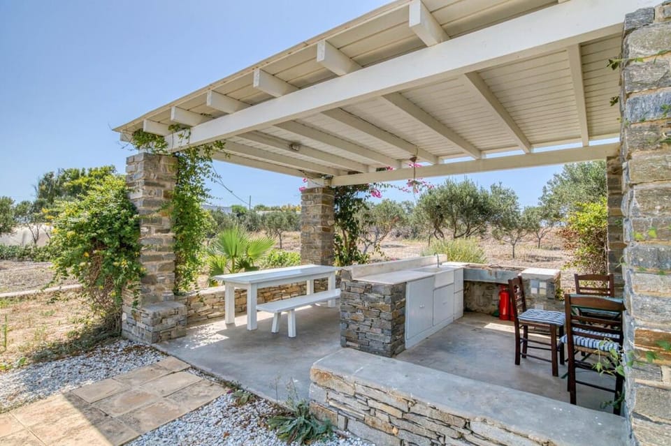 A summer house a few steps from the beach House in Paros, Greece