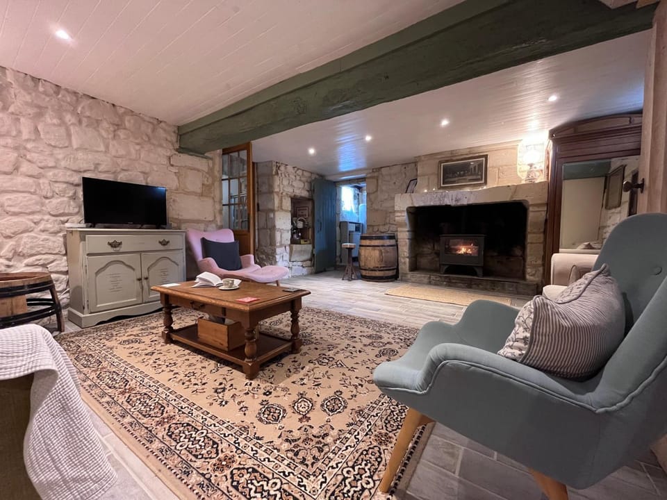 La Bergerie- Beautiful barn conversion in Chinon, Loire Valley House in Centre-Val de Loire