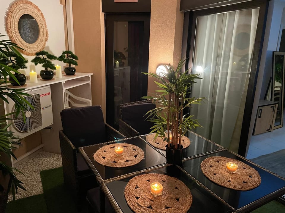 Patio, Balcony/Terrace, Dining area