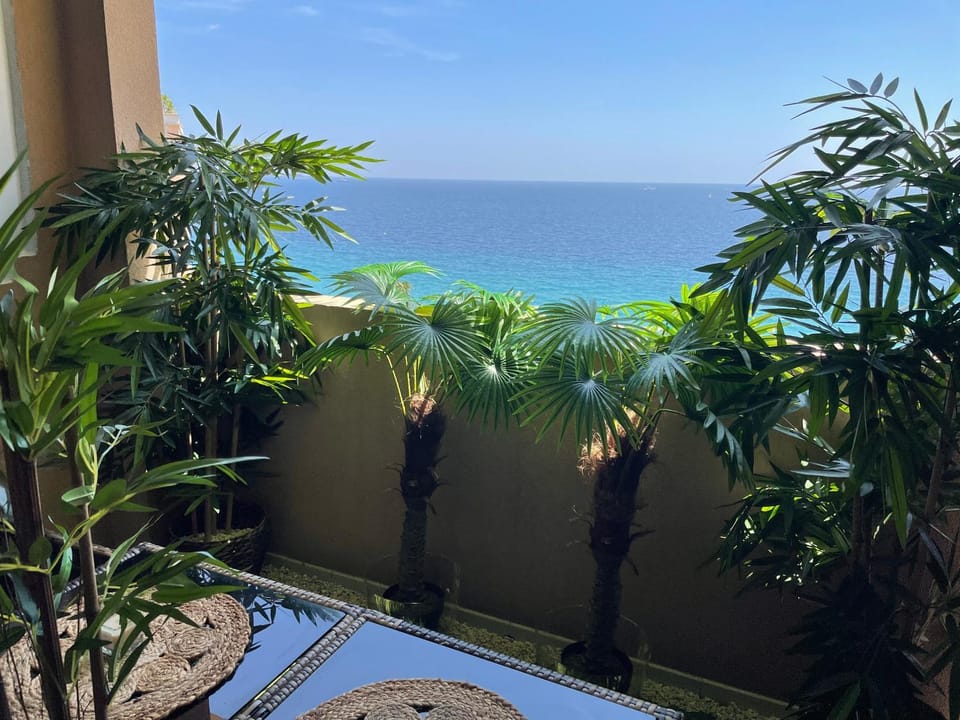 Day, Natural landscape, Garden, Beach, Garden view, Sea view
