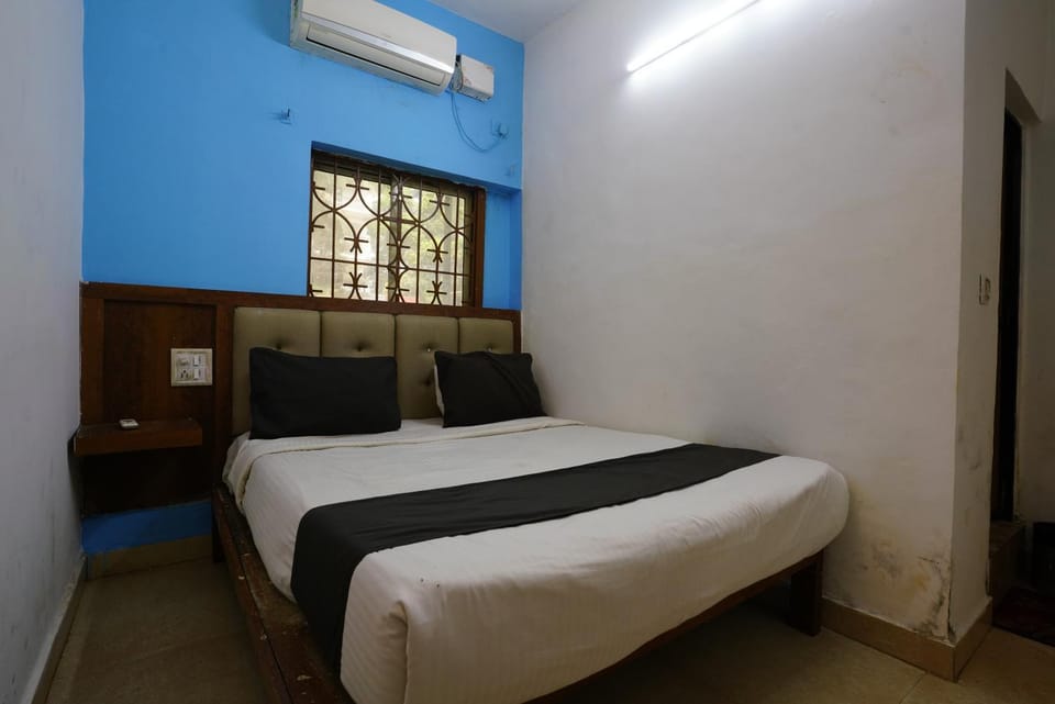 Bed, Bedroom, air conditioner
