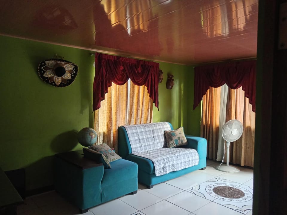 casa pive nice House in Puntarenas Province
