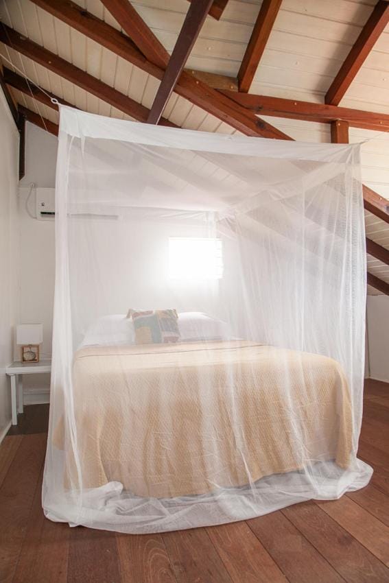 Bed, Photo of the whole room, Bedroom, air conditioner