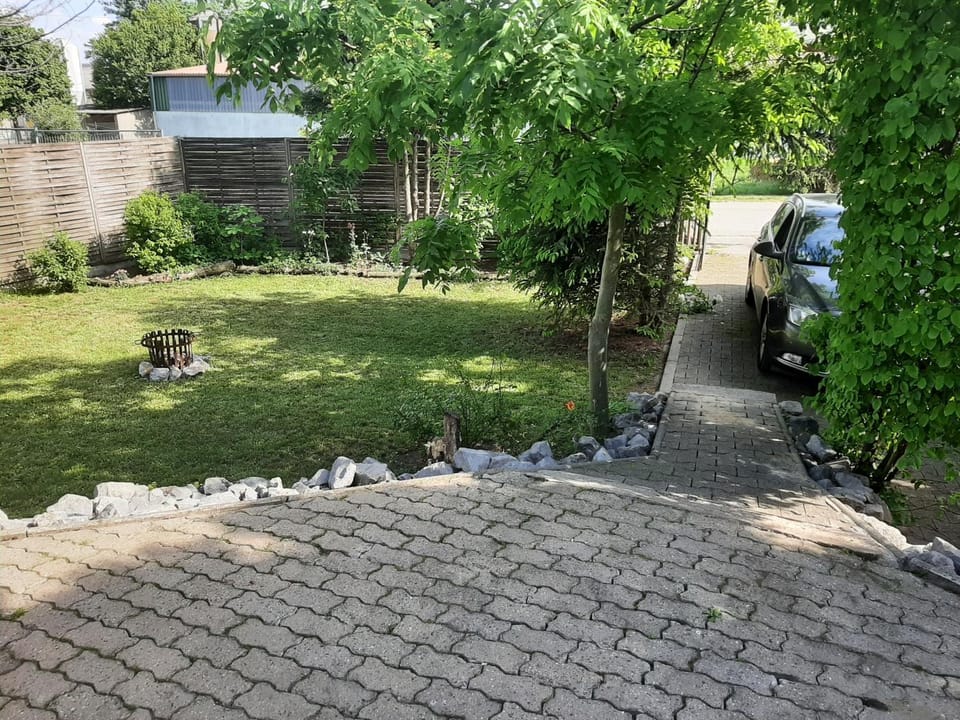 Garden, Garden view