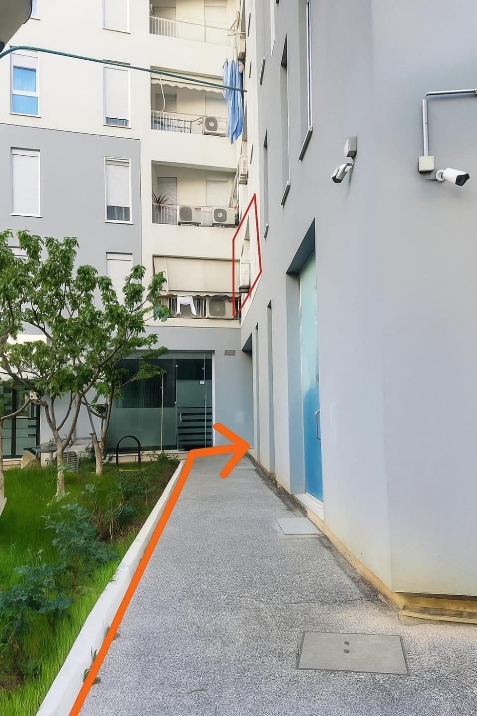 Property building, Day