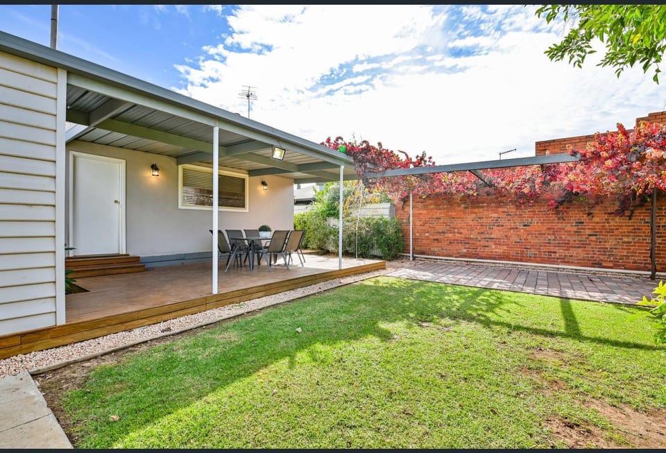 Garden, Garden view