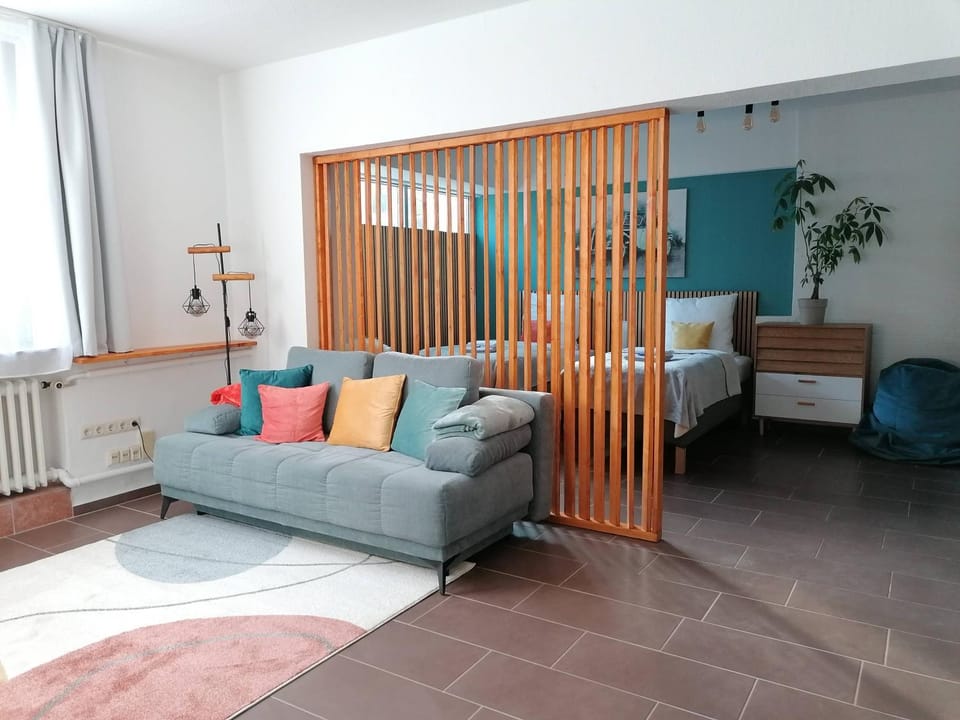 Seating area, Bedroom