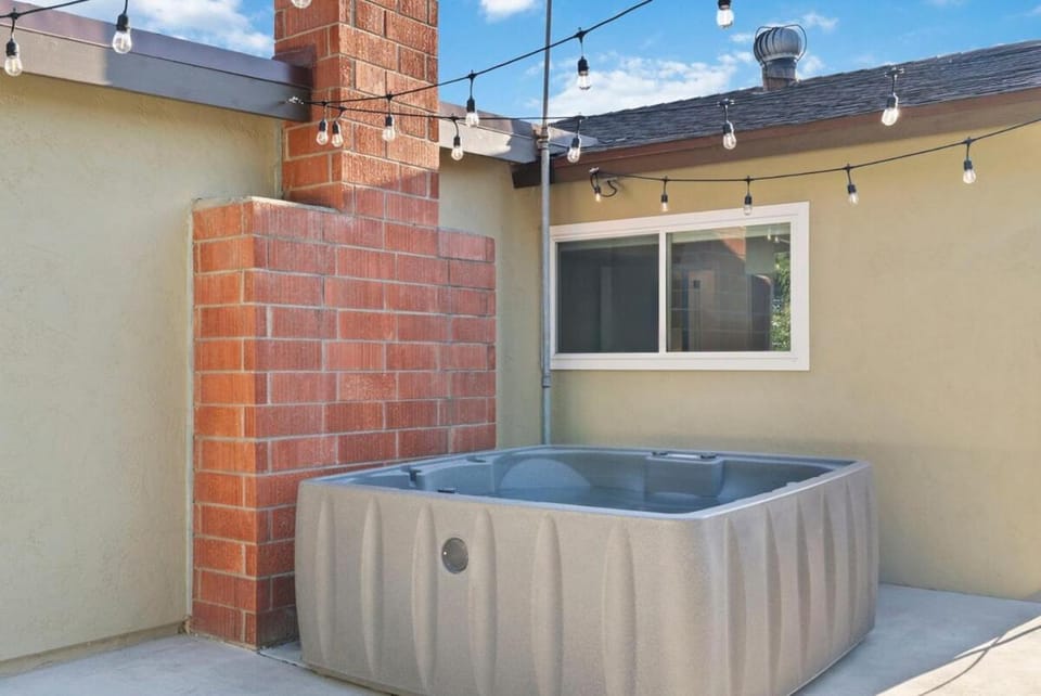 Hot Tub