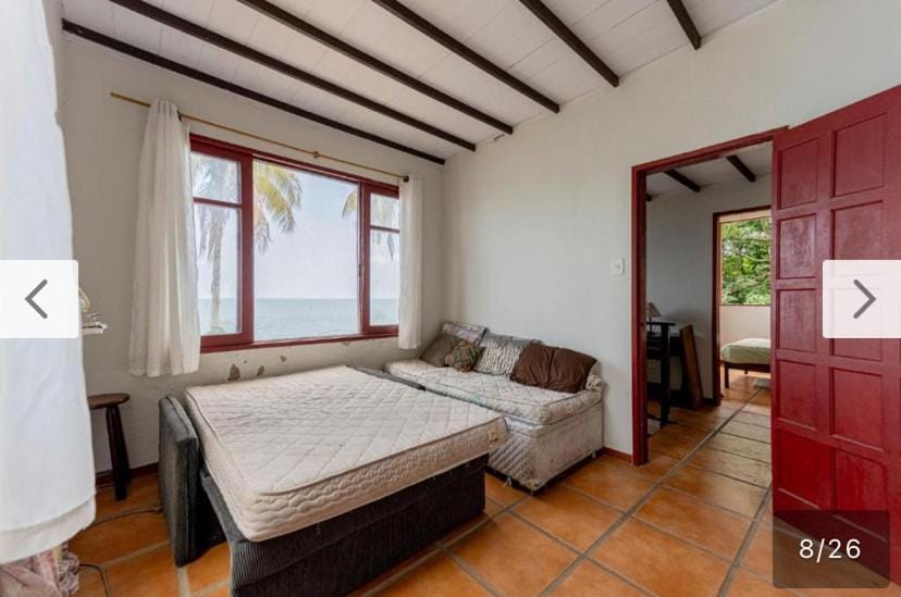 Refúgio a beira Ilha de itacuruça RJ House in Mangaratiba