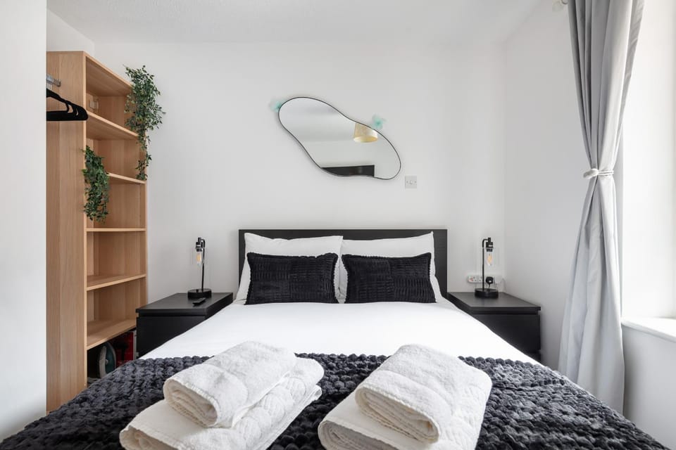 Bed, Bedroom, wardrobe