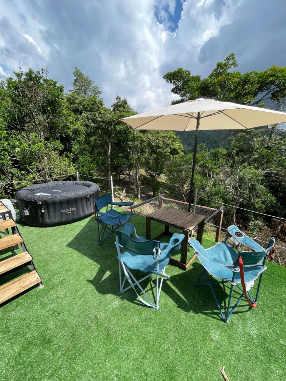 Off site, Balcony/Terrace