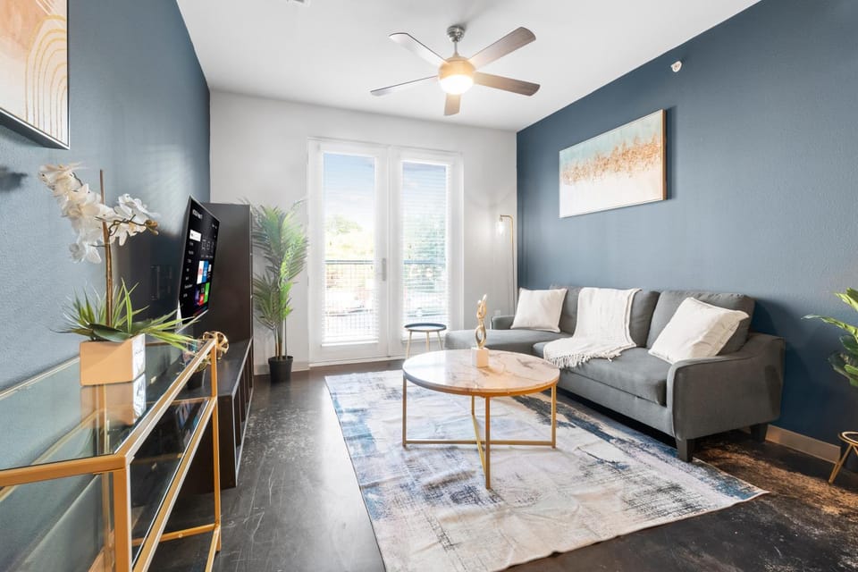 Apartmint at Bell Katy Trail - Dallas Apartment in Dallas