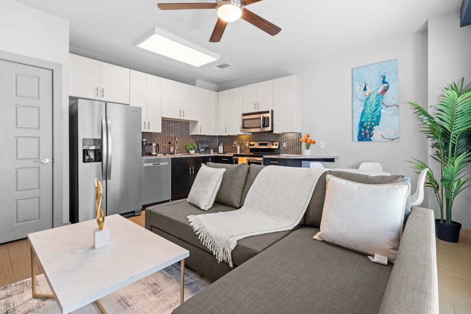 Apartmint at Bell Katy Trail - Dallas Apartment in Dallas