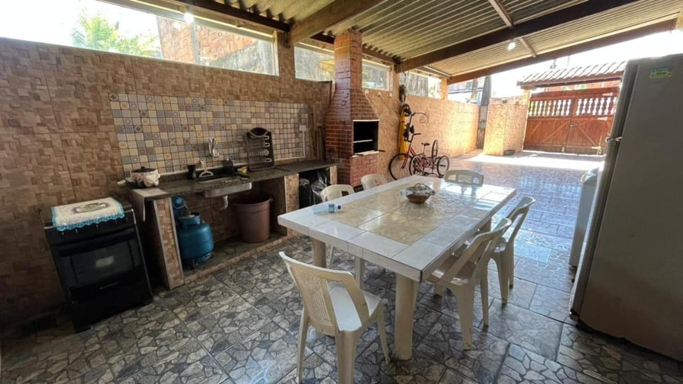 Cantinho do sossego da dona Sisi House in Itanhaém