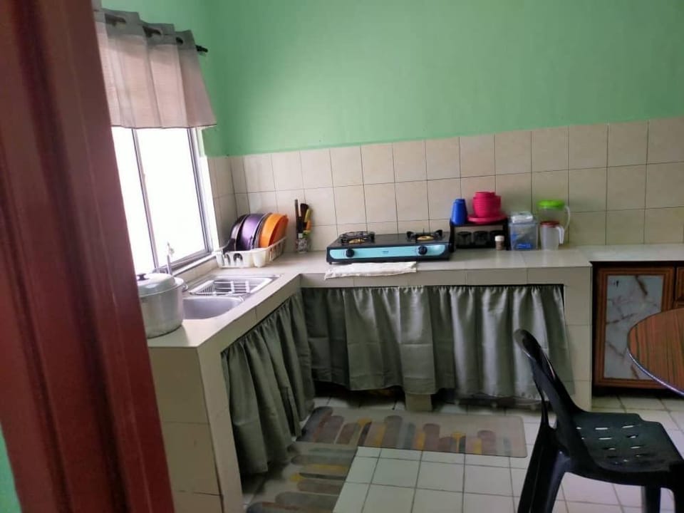 Comfy Transit Tawau-Semporna Vacation rental in Sabah
