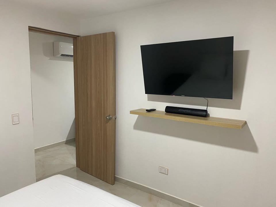 TV and multimedia, Evening entertainment, Bedroom