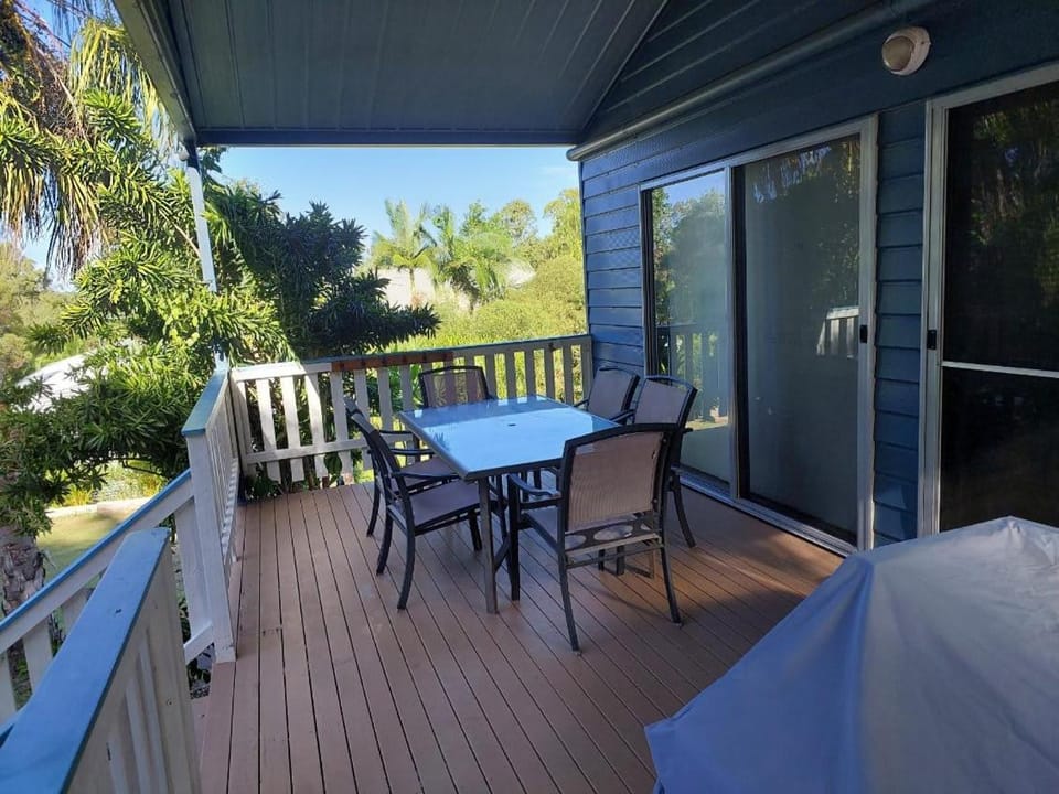 Palm Grove Holiday Home House in Agnes Water