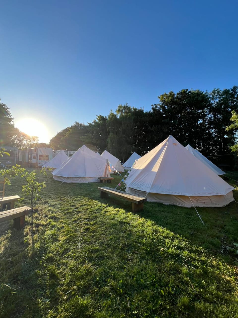 The George Inn, 20-25 mins from Goodwood FoS Luxury tent in Chichester District