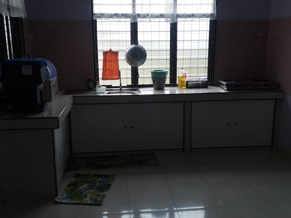 Annur Homestay 2 House in Terengganu, Malaysia