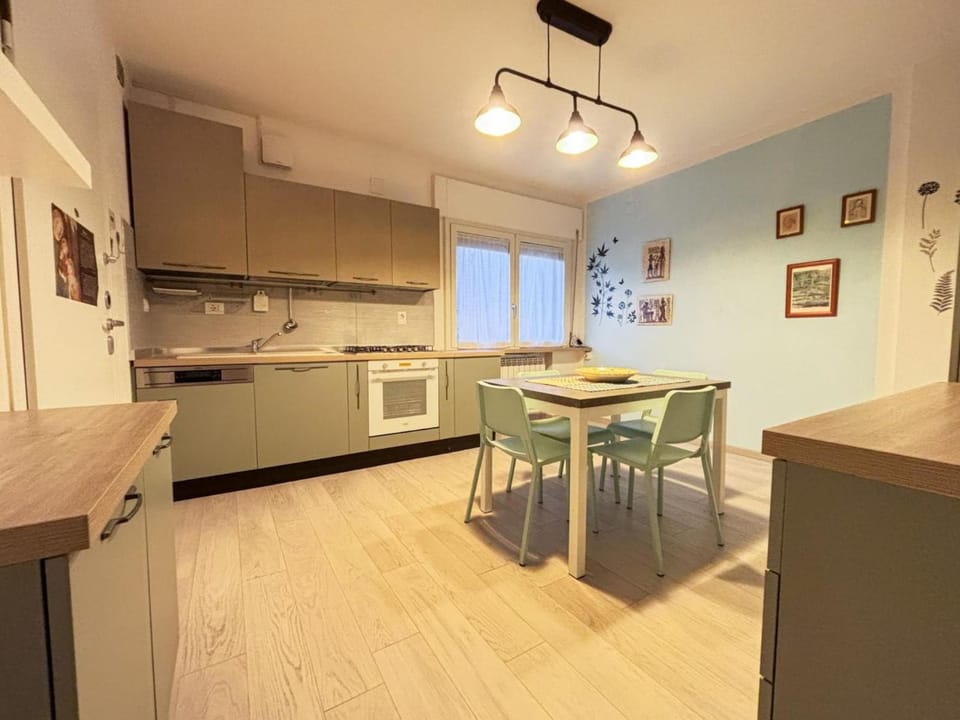 Dining area, stove, kitchen