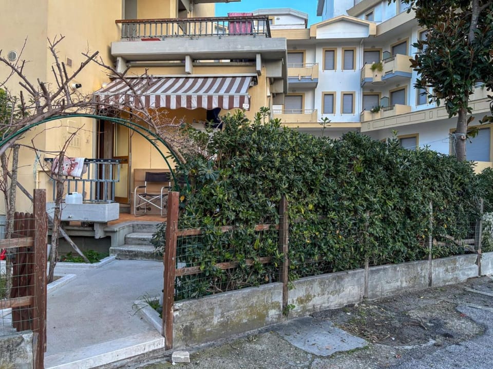 Property building, Garden