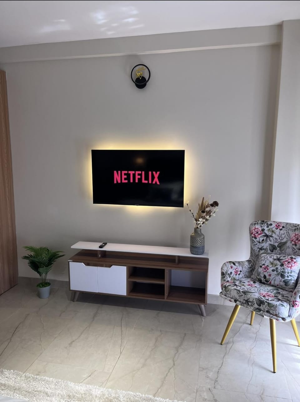 Communal lounge/ TV room, TV and multimedia, Evening entertainment, Bedroom