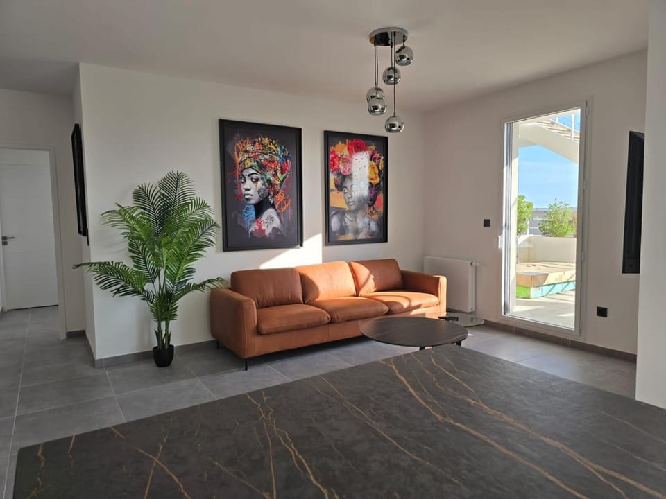 CS Skyline rooftop spa de nage Apartment in Montpellier