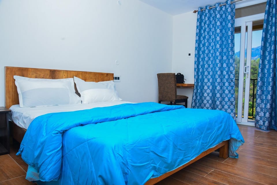 Bed, Photo of the whole room