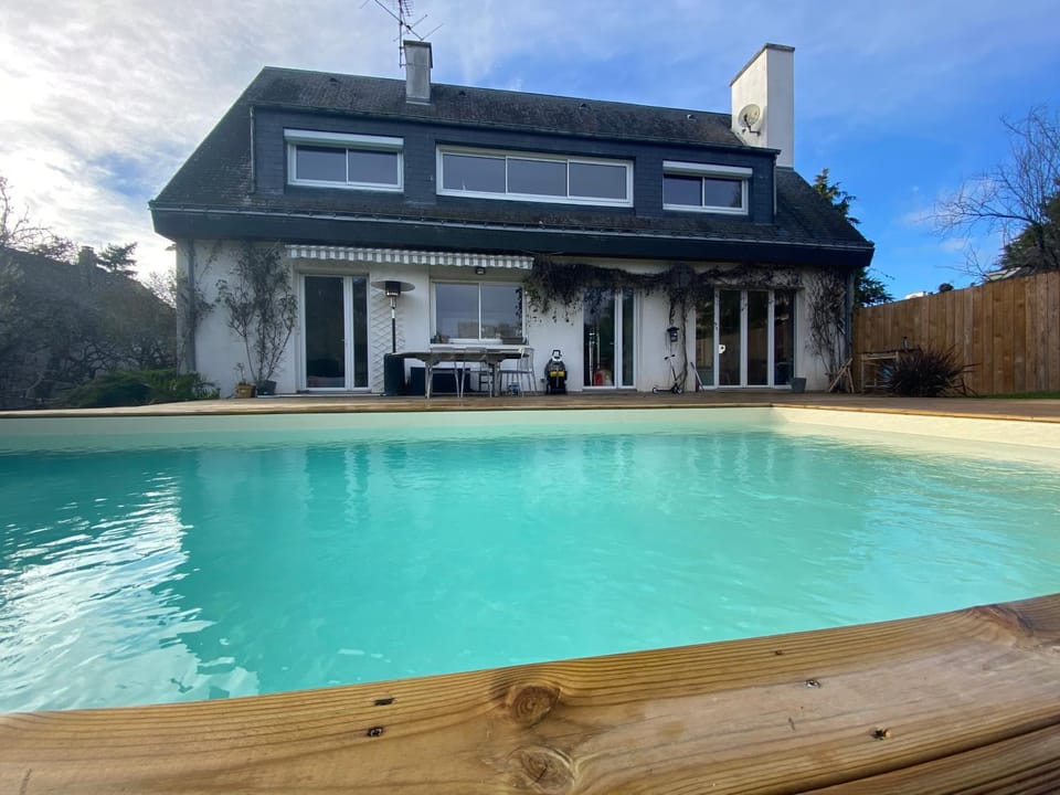 Maison piscine Redon House in Brittany