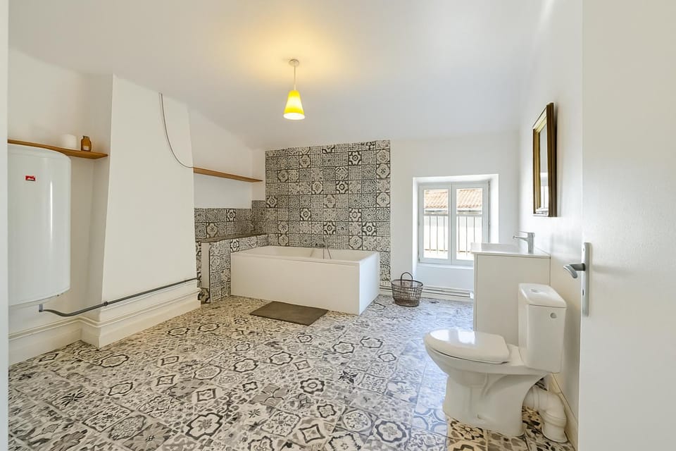 Toilet, Bathroom, Bath
