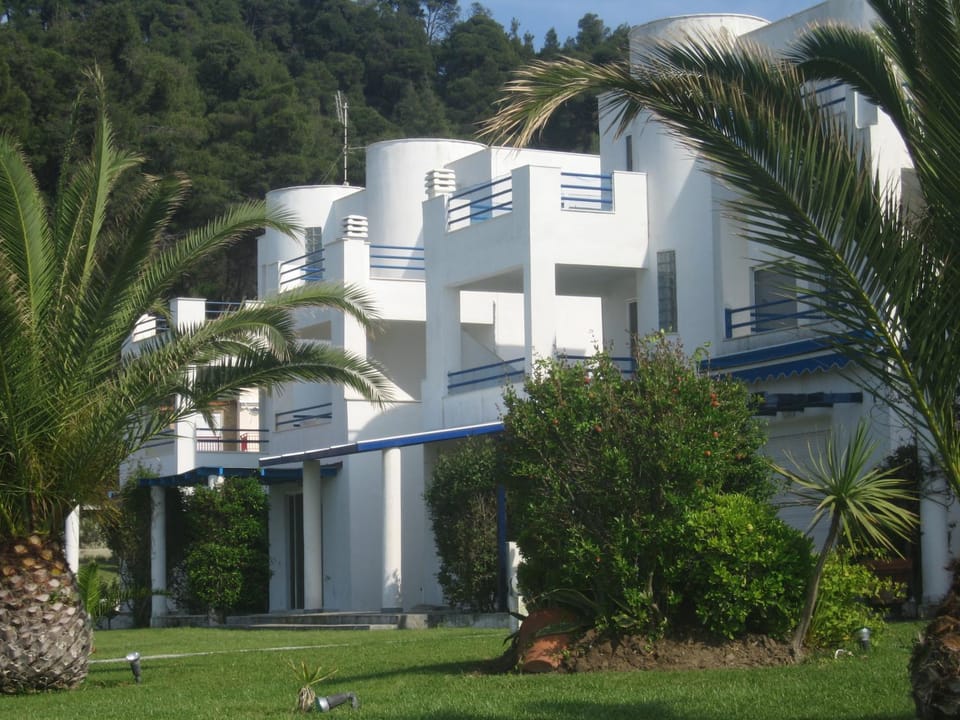 Seafront family house with garden - Possidi west beach House in Halkidiki