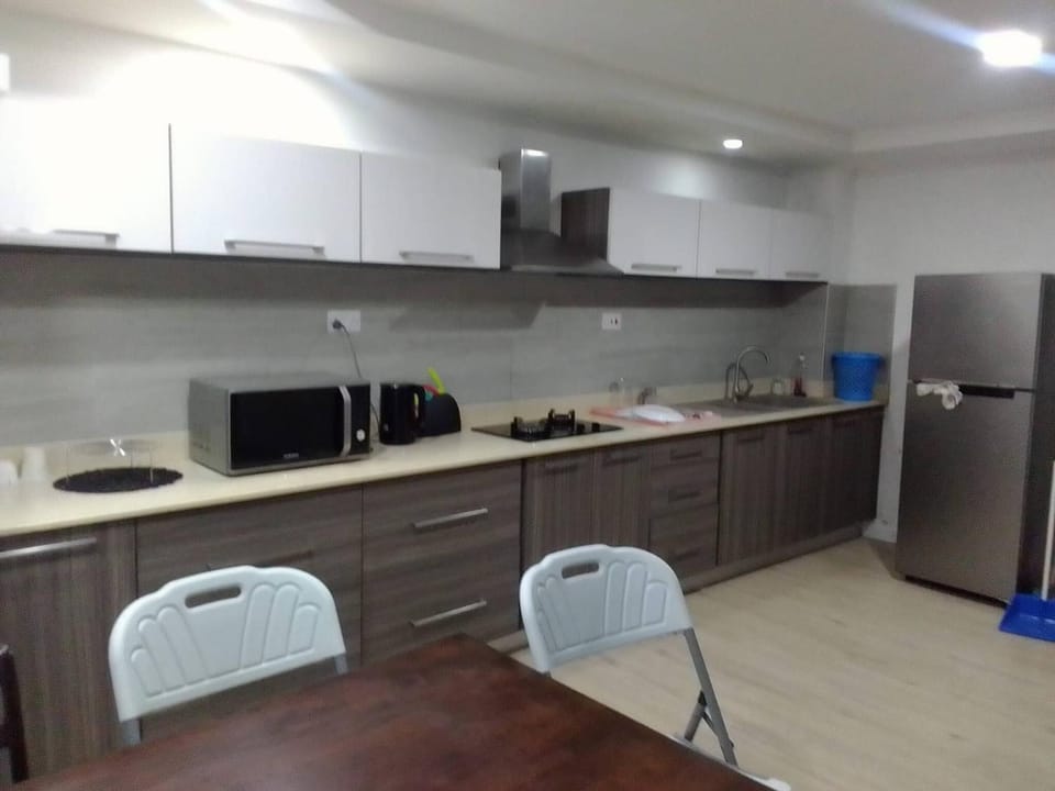 microwave, oven, kitchen