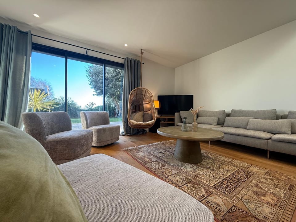 Maison Rivière House in Brittany