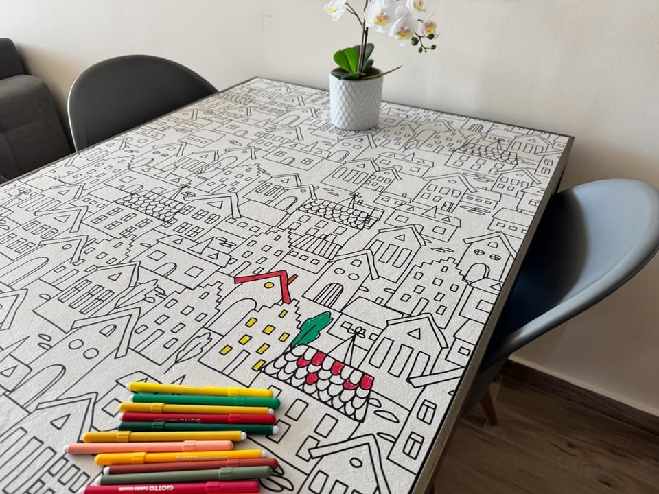 Dining area, young children