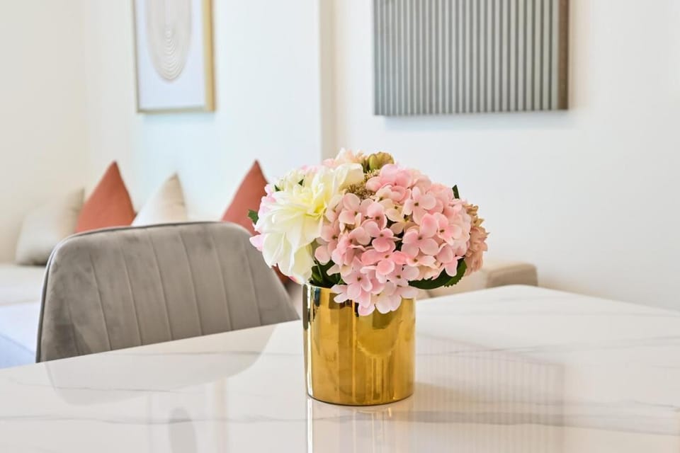 Stunning 1 Bdr luxury residence at JVC Apartment in Dubai