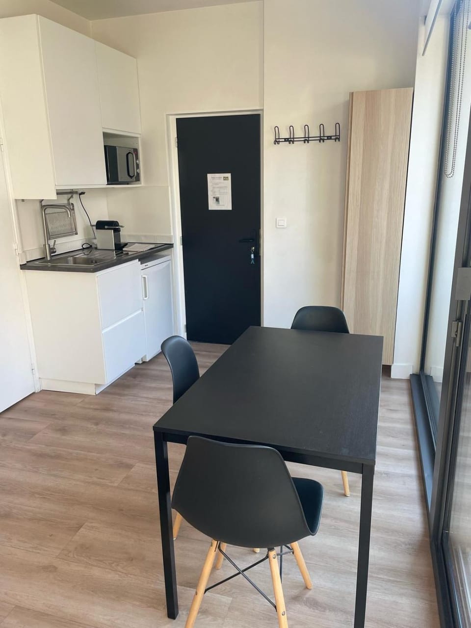 Studio moderne à 15mn de la Défense Apartment in Courbevoie
