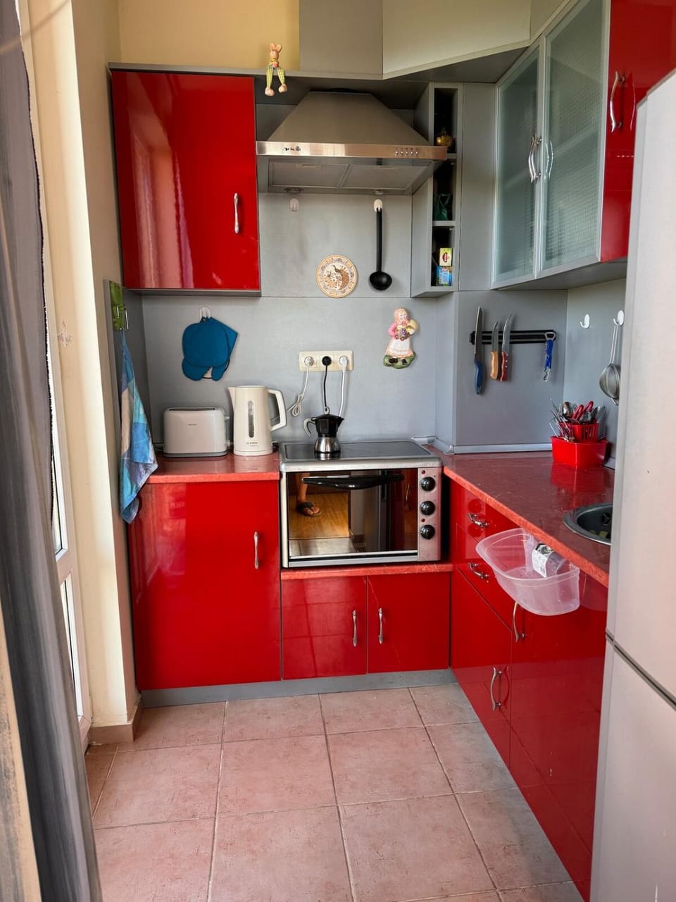 Kitchen or kitchenette, stove