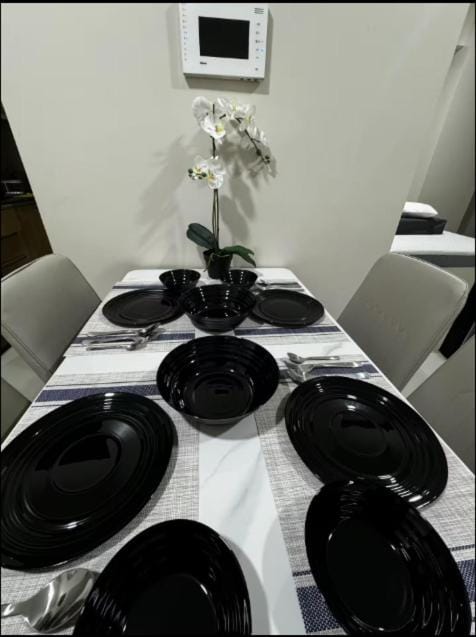 C12F JRM Staycation Naia T3 Near Airport With Parking Apartment hotel in Pasay